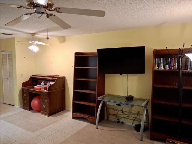1250 S PINELLAS AVENUE 511, Tarpon Springs, FL 34689