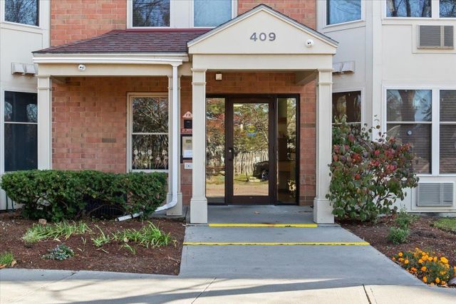 409 Farrell St Apt 203, South Burlington, VT 05403