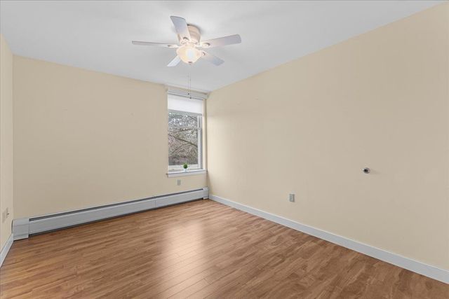409 Farrell St Apt 203, South Burlington, VT 05403