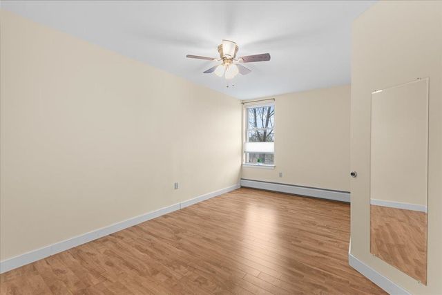 409 Farrell St Apt 203, South Burlington, VT 05403