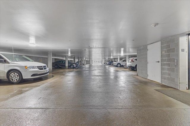 409 Farrell St Apt 203, South Burlington, VT 05403