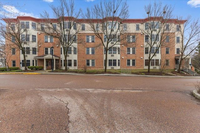 409 Farrell St Apt 203, South Burlington, VT 05403