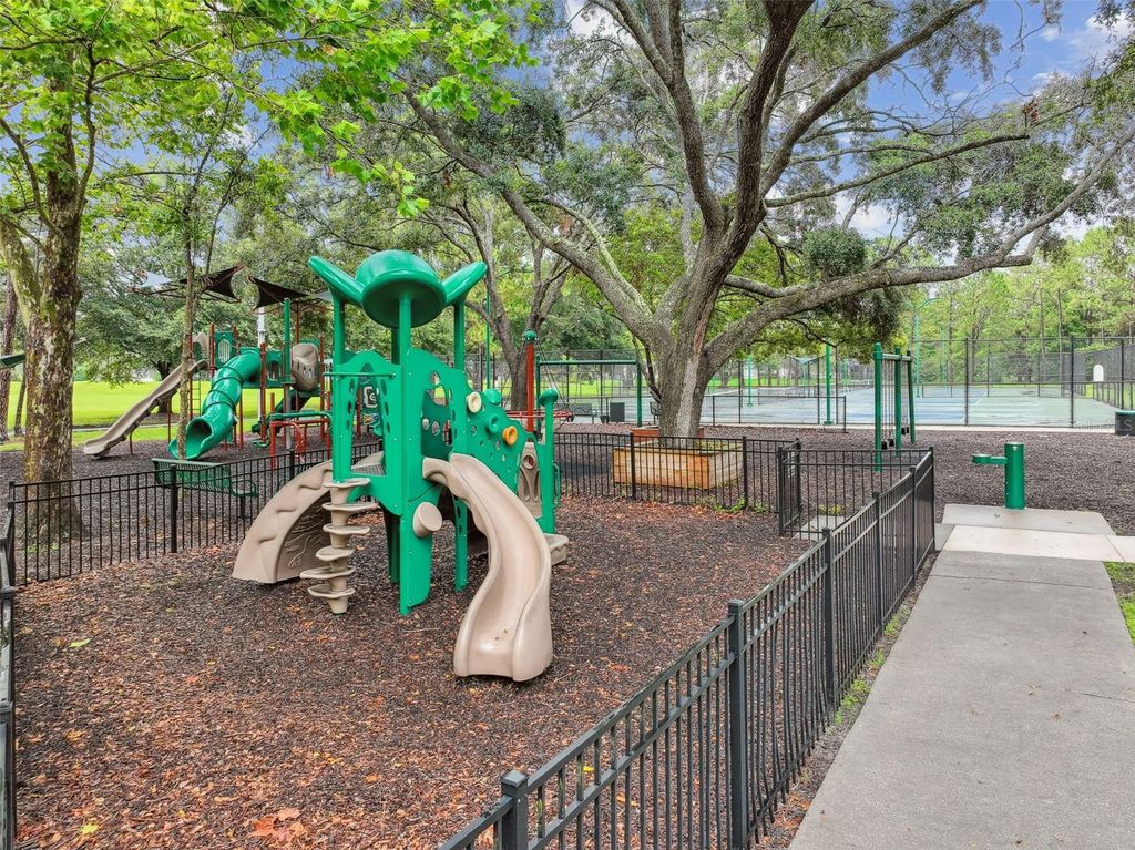 Image 69 of property listing at 17714 GREY EAGLE ROAD, Tampa, FL 33647