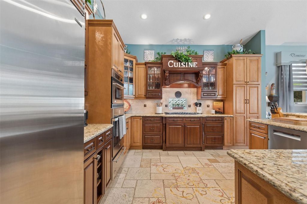 Image 8 of property listing at 17714 GREY EAGLE ROAD, Tampa, FL 33647
