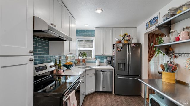 712 Laurel St, Vallejo, CA 94591