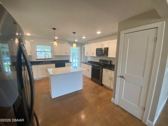 1623 Ridge Avenue, Holly Hill, FL 32117