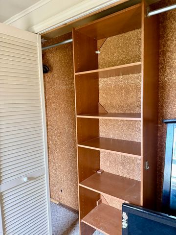 22203 Masonic Boulevard, Saint Clair Shores, MI 48082