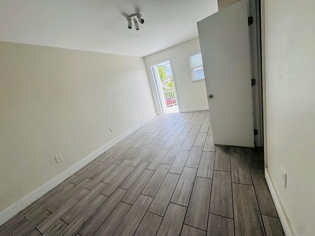 7910 Abbott Avenue 2, Miami Beach, FL 33141