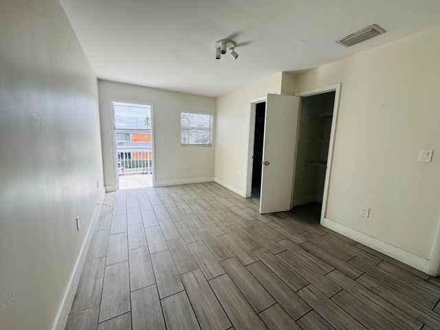 7910 Abbott Avenue 2, Miami Beach, FL 33141