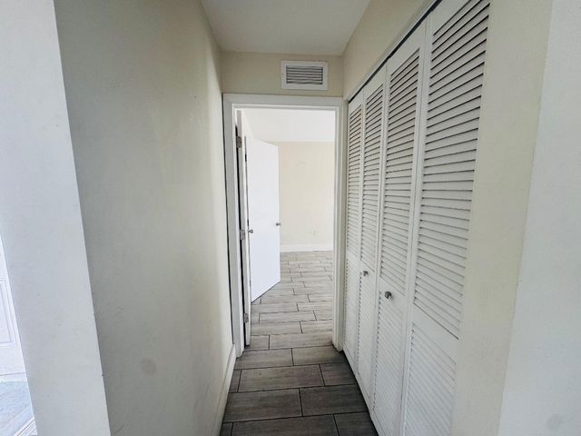 7910 Abbott Avenue 2, Miami Beach, FL 33141