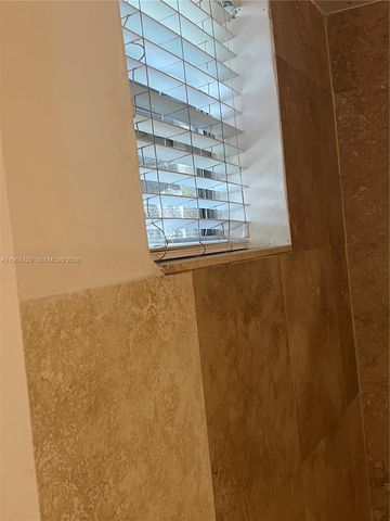 427 Santander Ave 101, Coral Gables, FL 33134