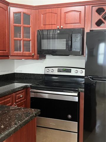 427 Santander Ave 101, Coral Gables, FL 33134