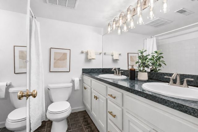 70 Mount Vernon St 1B, Boston, MA 02108