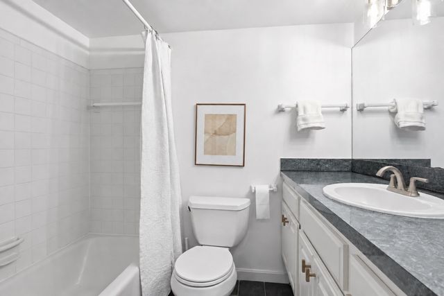 70 Mount Vernon St 1B, Boston, MA 02108