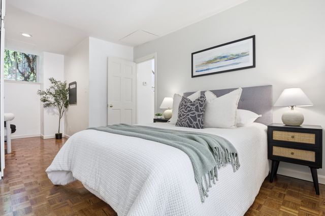 70 Mount Vernon St 1B, Boston, MA 02108