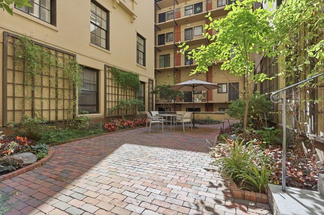70 Mount Vernon St 1B, Boston, MA 02108