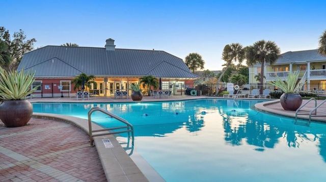 213 SEAHORSE DRIVE SE D, St Petersburg, FL 33705