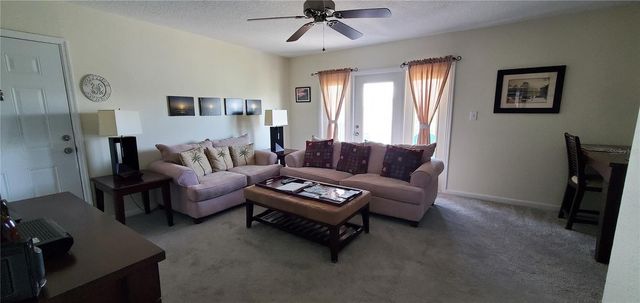 213 SEAHORSE DRIVE SE D, St Petersburg, FL 33705