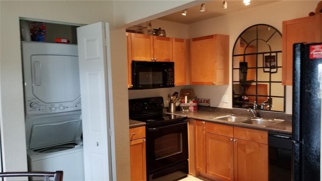 213 SEAHORSE DRIVE SE D, St Petersburg, FL 33705