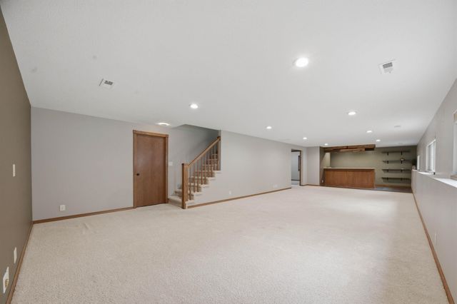 8304 W Candlewood Cir, Wichita, KS 67205