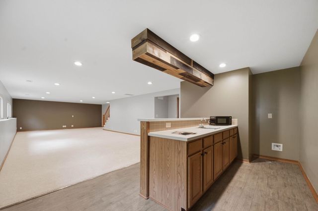 8304 W Candlewood Cir, Wichita, KS 67205