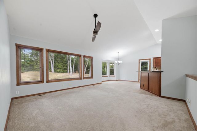 8304 W Candlewood Cir, Wichita, KS 67205
