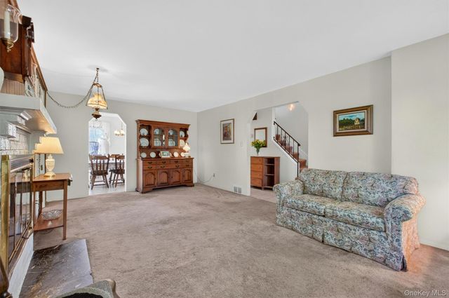 382 Marietta Avenue, Hawthorne, NY 10532