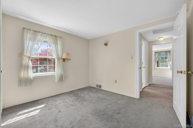 382 Marietta Avenue, Hawthorne, NY 10532