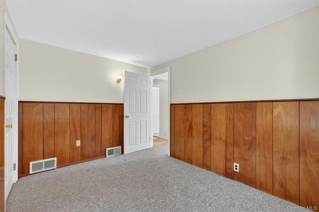 382 Marietta Avenue, Hawthorne, NY 10532