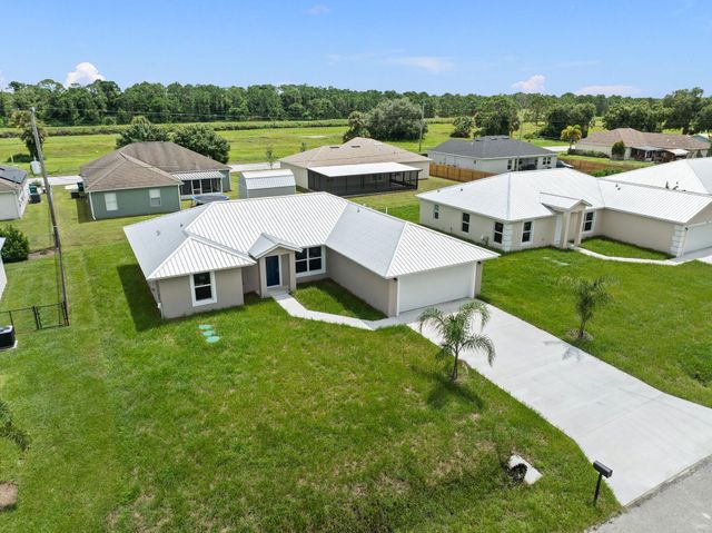 930 SE 39th Terrace, Okeechobee, FL 34974