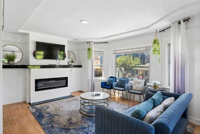 998 Hensley Avenue, San Bruno, CA 94066