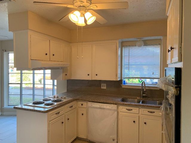 13819 Piping Rock Lane, Houston, TX 77077