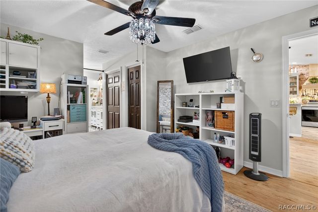 3070 W Laurel Street, Lecanto, FL 34461