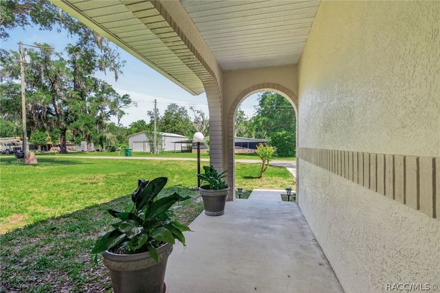 3070 W Laurel Street, Lecanto, FL 34461