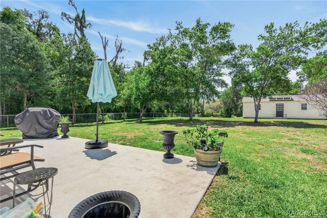 3070 W Laurel Street, Lecanto, FL 34461