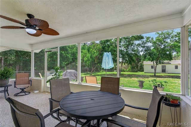 3070 W Laurel Street, Lecanto, FL 34461