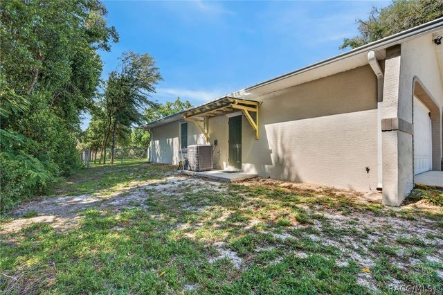 3070 W Laurel Street, Lecanto, FL 34461