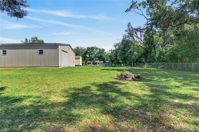 3070 W Laurel Street, Lecanto, FL 34461