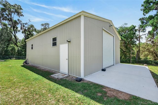3070 W Laurel Street, Lecanto, FL 34461