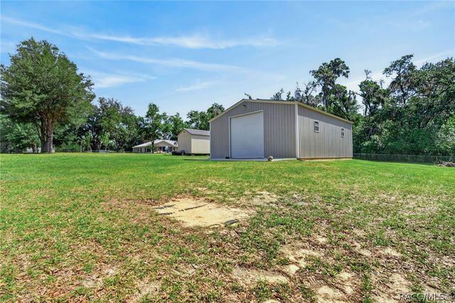 3070 W Laurel Street, Lecanto, FL 34461