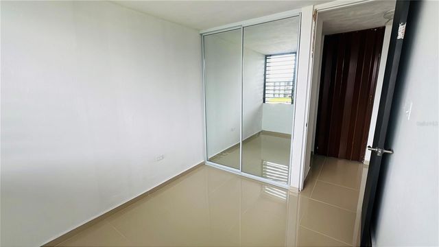 B-2 AVE PONTEZUELA APT 3-B CONDOMINIO PONTEZUELA I 1, Carolina, PR 00983