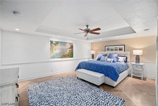 27241 Lakeway CT, Bonita Springs, FL 34134