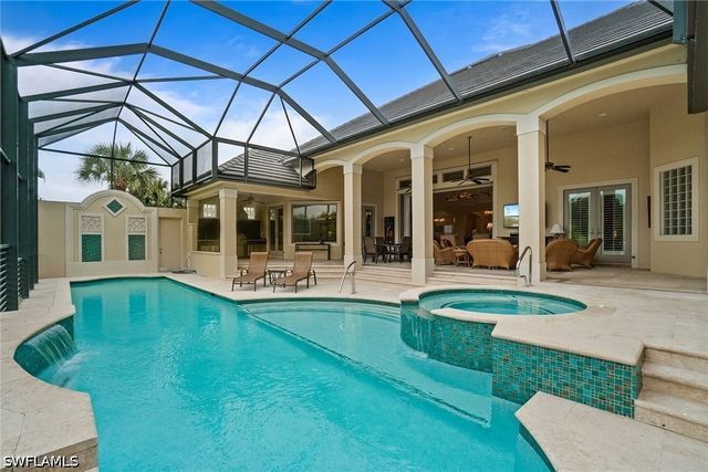 27241 Lakeway CT, Bonita Springs, FL 34134