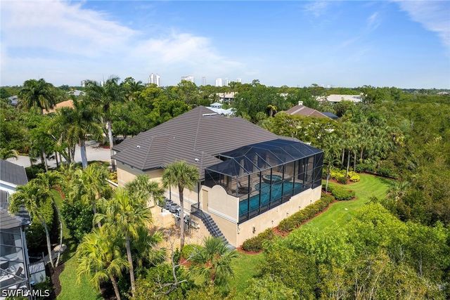 27241 Lakeway CT, Bonita Springs, FL 34134