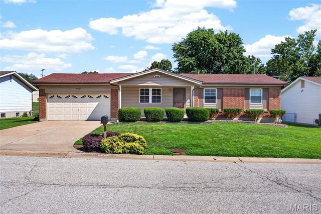 4116 Bridge Hampton Drive, St Charles, MO 63304