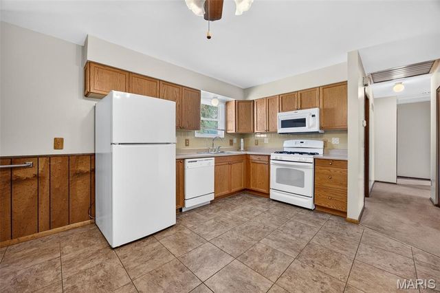 4116 Bridge Hampton Drive, St Charles, MO 63304