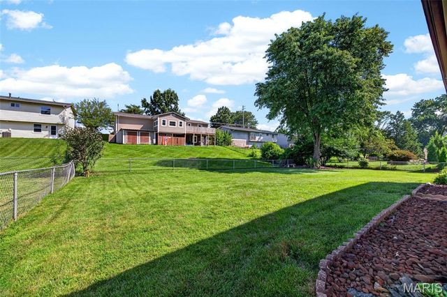 4116 Bridge Hampton Drive, St Charles, MO 63304