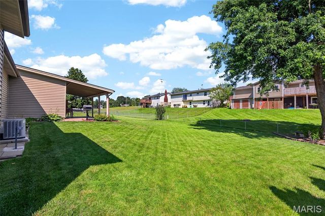 4116 Bridge Hampton Drive, St Charles, MO 63304