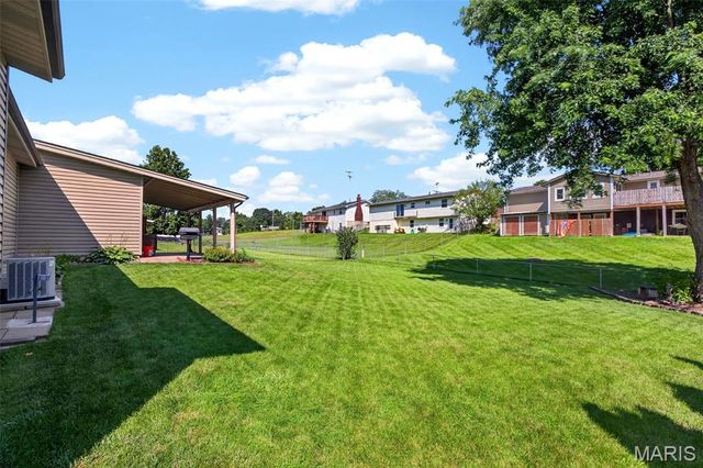 4116 Bridge Hampton Drive, St Charles, MO 63304
