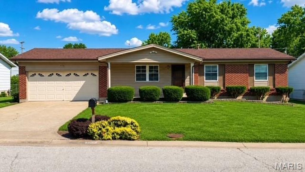 4116 Bridge Hampton Drive, St Charles, MO 63304